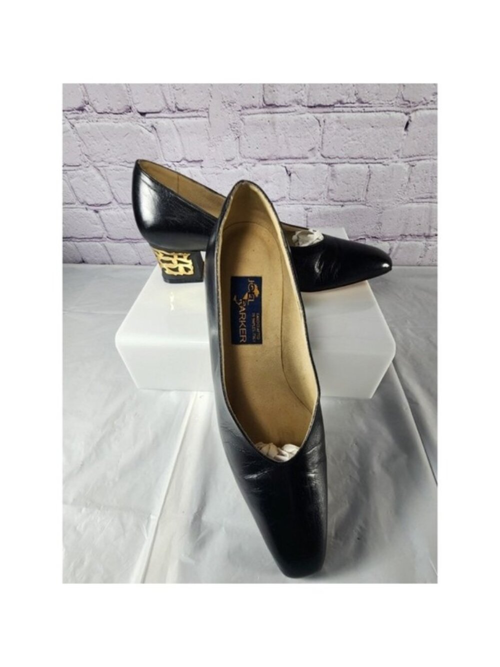 Joel Parker Black Leather Gold Accent On Heels Made In Italy Size 8 Stylish - Picture 3 of 4
